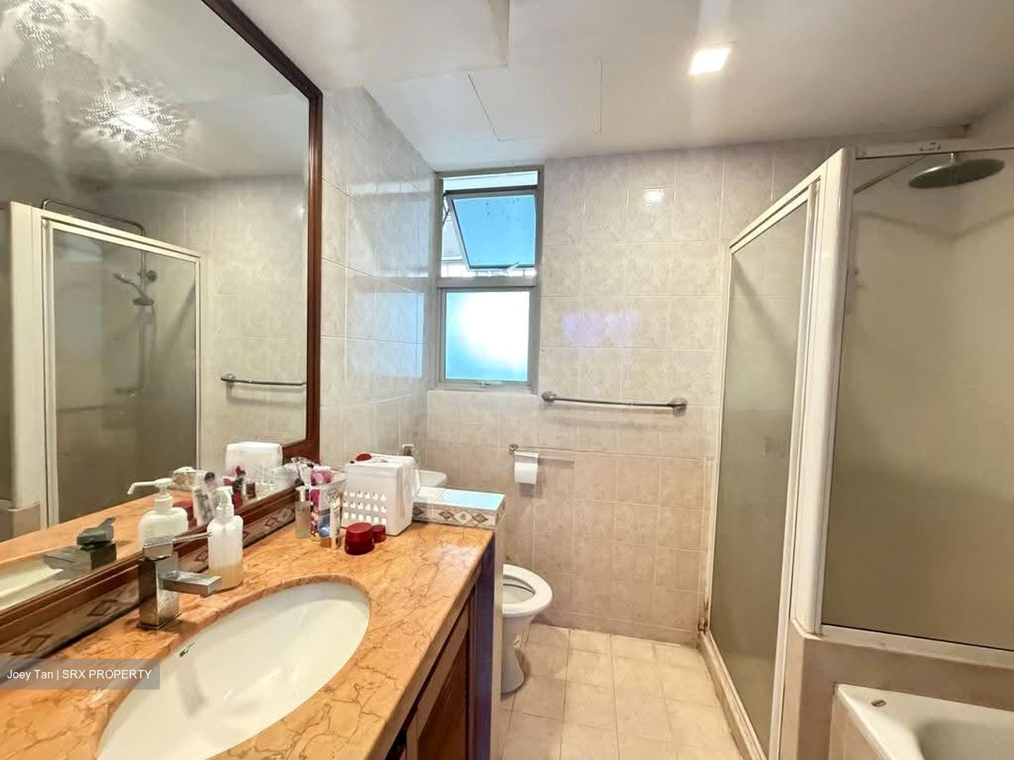 Northoaks (D25), Condominium #621230281